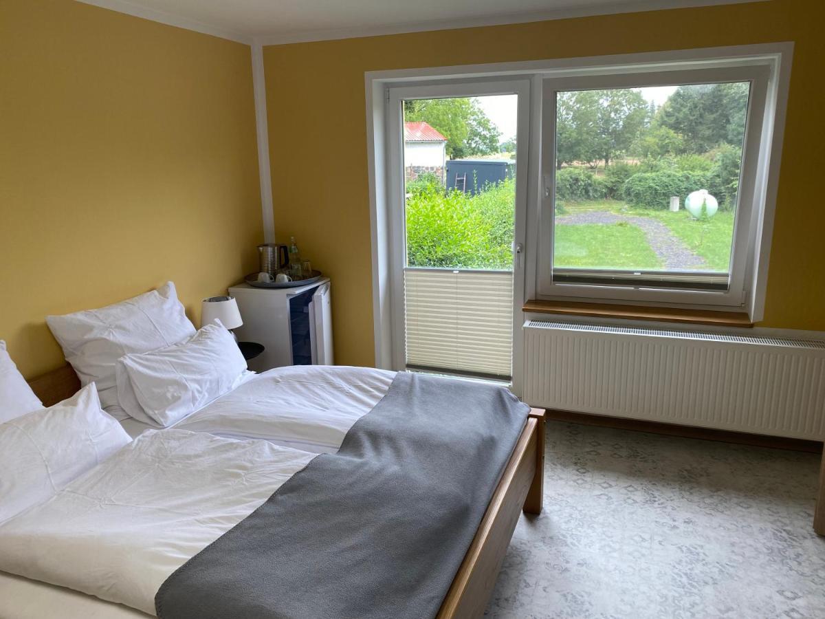 Vorsicht Hôtel Deyelsdorf Extérieur photo