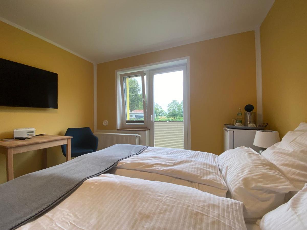 Vorsicht Hôtel Deyelsdorf Extérieur photo
