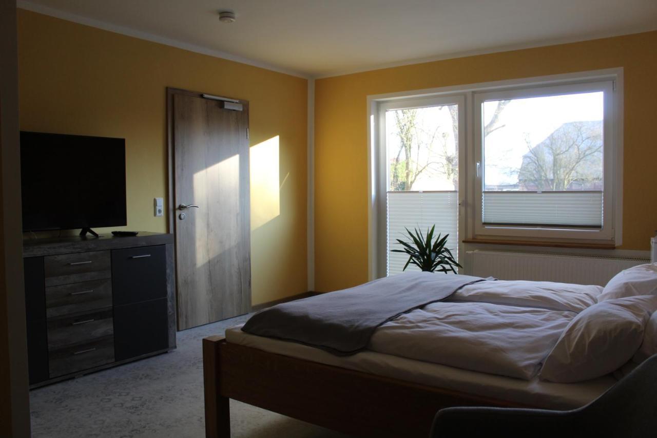 Vorsicht Hôtel Deyelsdorf Extérieur photo